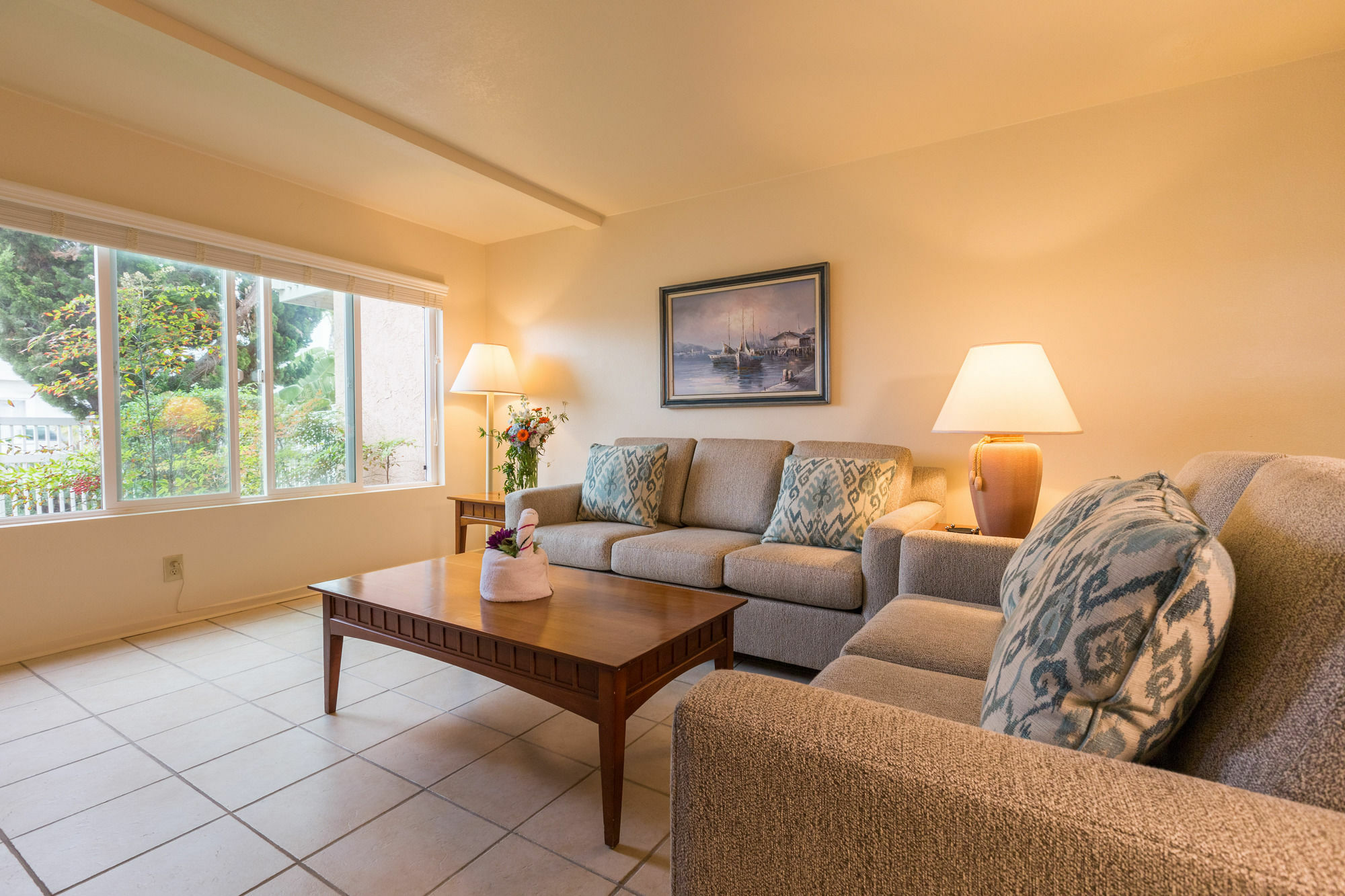 Apartment Channel Island Shores